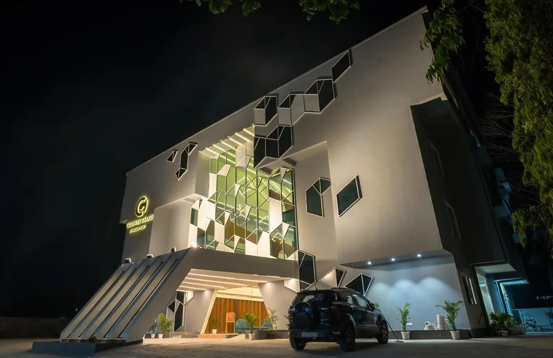 Clubway Grand A Boutique Hotel-1
